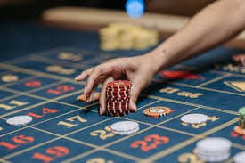 bumar777 ဘင်ဂို Ticket ဝယ်ယူပြီး Online Bingo ကစားနေသောမြင်ကွင်း